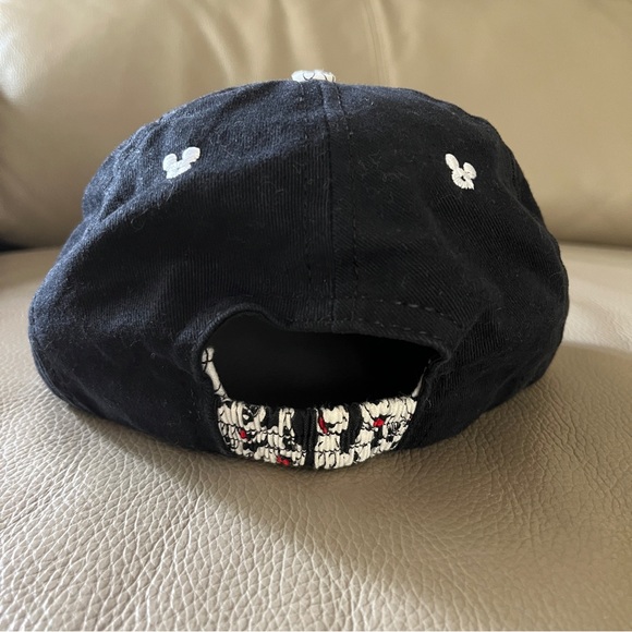 Vintage MICKEY MOUSE BASEBALL CAP Walt Disney/ Goofy’s Hat Co black/white Unisex - Picture 8 of 9